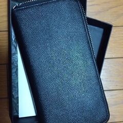 今日のみ、BVLGARIラウンドファスナーほぼ未使用