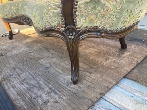 カリモク ルイ15様式 本革 鋲打ち 猫脚 シングルソファ 美品 ② カリモク