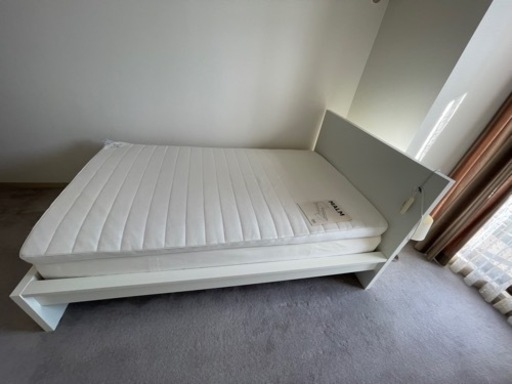 IKEA ベッド