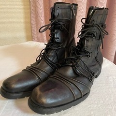 皮革ブーツ　チャック式　新宿マルイメンズ館　27.5センチ