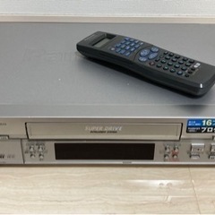 S-VHSビデオデッキ（通常作動)Panasonic / NV-...