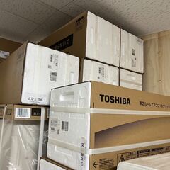 01 新品東芝2023年式エアコン6畳専用56,000円＠標準工...