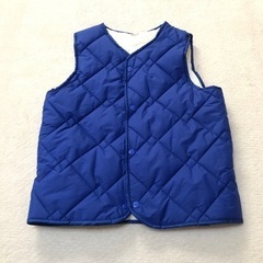 【新品】子供服 ベスト 130サイズ