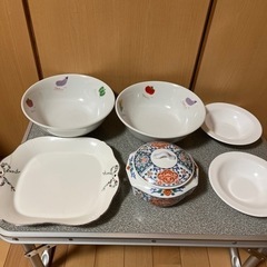 中古の食器セット