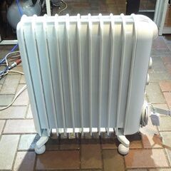 デロンギ アミカルド 1500W オイルヒーター RHJ45M1115-LG 暖房器具 ジャパネットモデル DeLonghi 札幌市 新道東店