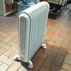 デロンギ アミカルド 1500W オイルヒーター RHJ45M1115-LG 暖房器具 ジャパネットモデル DeLonghi 札幌市 新道東店