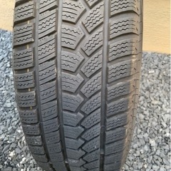 値下げしました。22年製　ヴェルファイア　スタッドレス　215/65R16　4本　バリ溝品