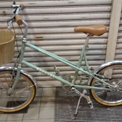 お洒落な街乗り バスケット付【ビアンキ ミニベロ メルロー・シマノ