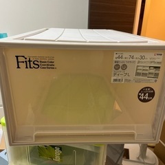 押入れ用収納ケース　１つ