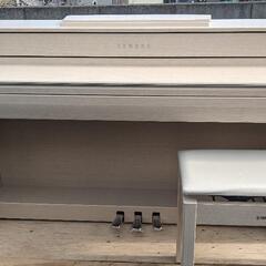 ★岡山から大阪まで配達無料！ YAMAHA CLP-735R 2021年購入ほぼ未使用＆ほぼ新品エリア限定送料無料！

ほとんど未使用＆ほぼ新品！
