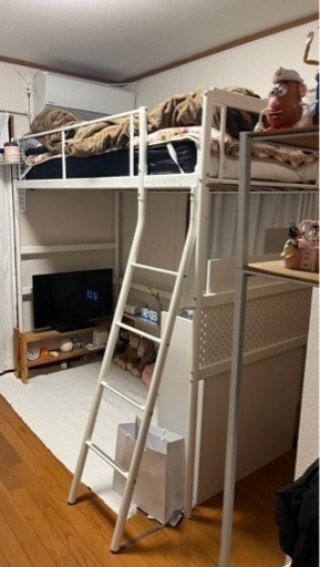 IKEAのロフトベッド