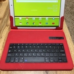 au タブレット　Qua02