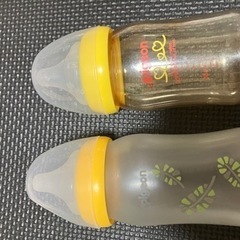 哺乳瓶　１つ400円