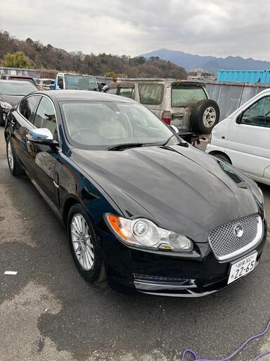 車車体Jaguar
