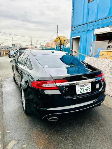 車車体Jaguar