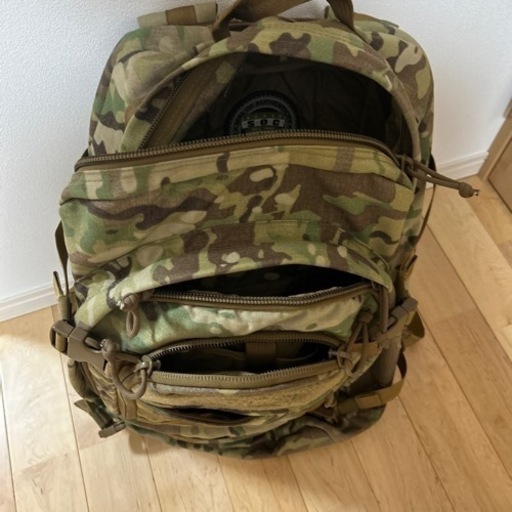 米海兵隊放出品⁄SOCミリタリーバックパック カラー⁄コヨ−テ 米海兵隊