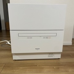 【美品】パナソニック 食器洗い乾燥機 NP-TA4-W 2021...