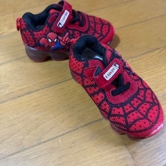 美品　スパイダーマン　靴　ベビー〜13くらい