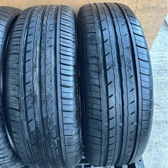 215/60R17  ヨコハマ　BluEarth 4本セット