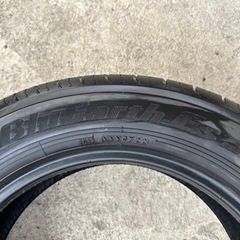 215/60R17  ヨコハマ　BluEarth 4本セット
