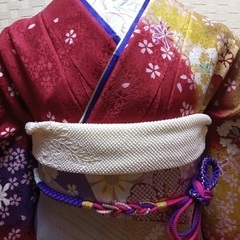 値下げ！美品 正絹 振袖 成人式 金駒刺繍 舞桜文 豪華振袖４点セット