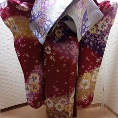 値下げ！美品 正絹 振袖 成人式 金駒刺繍 舞桜文 豪華振袖４点セット