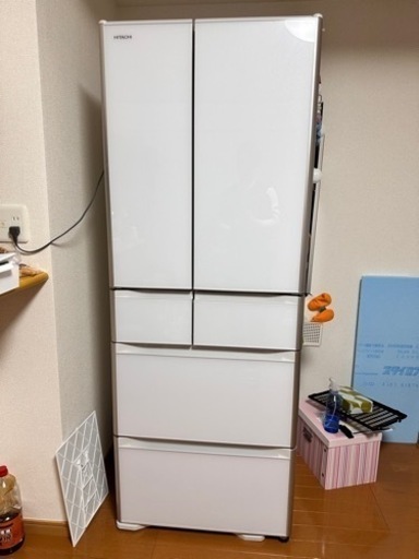 引っ越しのため冷蔵庫売ります