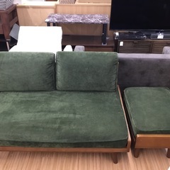 UNICO(ユニコ) 2人掛けソファー(オットマン付き)をご紹介します 