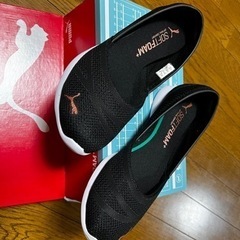 Puma スニーカー