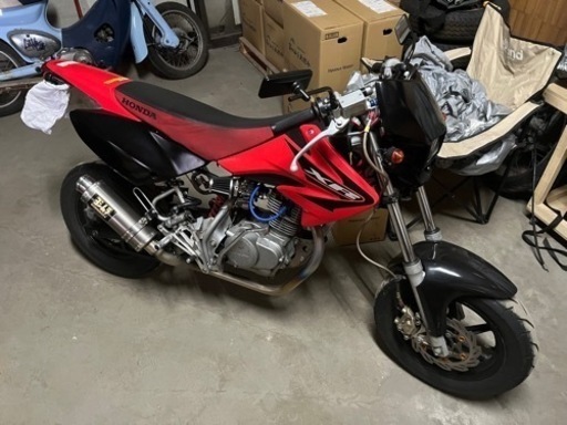 XR100 モタード