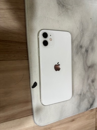 iPhone11 128gbホワイト