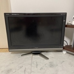 シャープ　AQUOS 32型テレビ