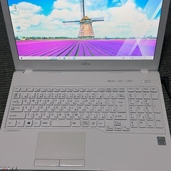 富士通 LIFEBOOK AH42/W 中古美品