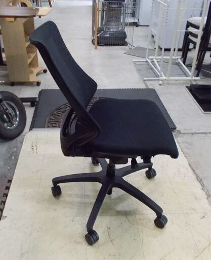 ITOKI エフチェア オフィスチェア KG-170JB-T1T1 ブラック