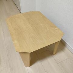 【無料】折りたたみ椅子、折りたたみテーブル、鏡