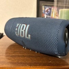 JBL charge5  Bluetooth 値下げします。