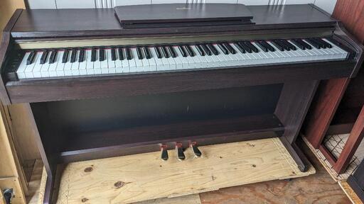 岡山から大阪まで配達無料！\n送料込み YAMAHA 電子ピアノ YDP-123 03年製 激美品 整備済みエリア限定送料無料！③