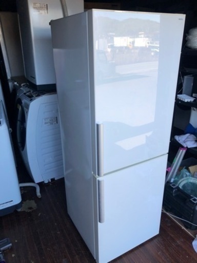 福岡市内配送無料　自動製氷機能有　サンヨー SANYO SR-SD27U-W [冷蔵庫（270L・右開き）