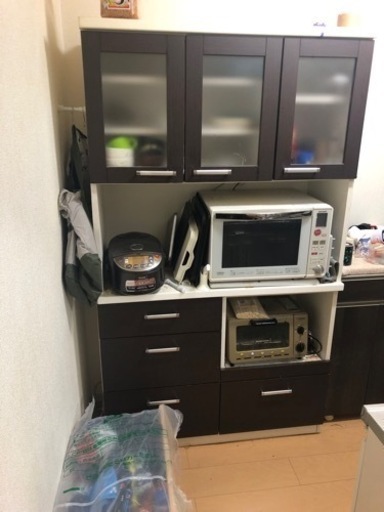 食器棚