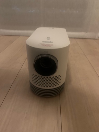 LG プロジェクトHF80LS 2019製　売ります