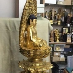 釈迦如来像金箔 高さ130センチ巨大