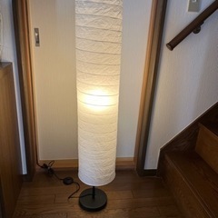 IKEA スタンド　電球付きHOLM ホルモー   フロアランプ...