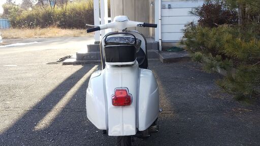 訳アリ☆売り切り☆ビンテージ【ベスパ　スプリント　150　白】角目ライト レストア車両 エンジン実働 国内未登録　⑦ 訳アリ☆売り切り☆ビンテージ【ベスパ スプリント 150 白】角目ライト