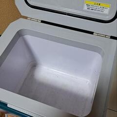 マキタ(Makita) 充電式保冷温庫 40Vmax ／ バッテリ・充電器別売 CW001G