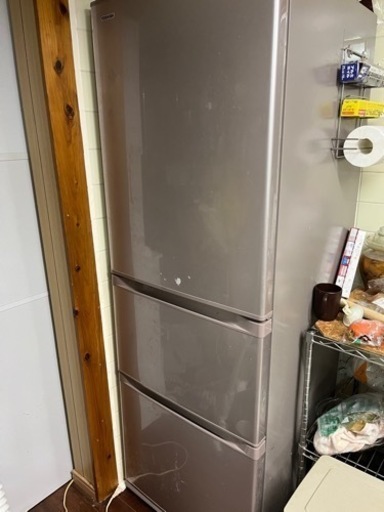 家電 キッチン家電 冷蔵庫　使用三年ぐらい