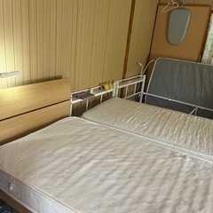 家具 ベッド シングルベッド3台　木製ベッドは使用2年ぐらい。フ...
