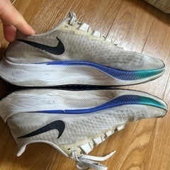 NIKEランニングシューズ