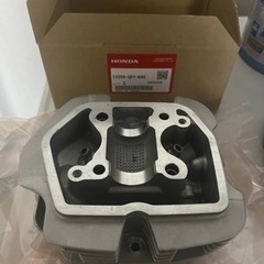 HONDA エイプ50 FI 純正新品シリンダーヘッド！！