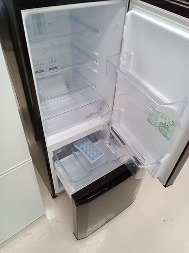 ★ジモティ割あり★ MITSUBISHI 冷蔵庫 MR-P15A 146L 17年製 動作確認／クリーニング済み TC1629 ☆ジモティ割あり☆ MITUBISHI 冷蔵庫 MR-P15A-S 146L 17年製 動作
