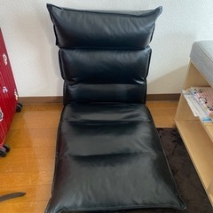 家具　座椅子　黒